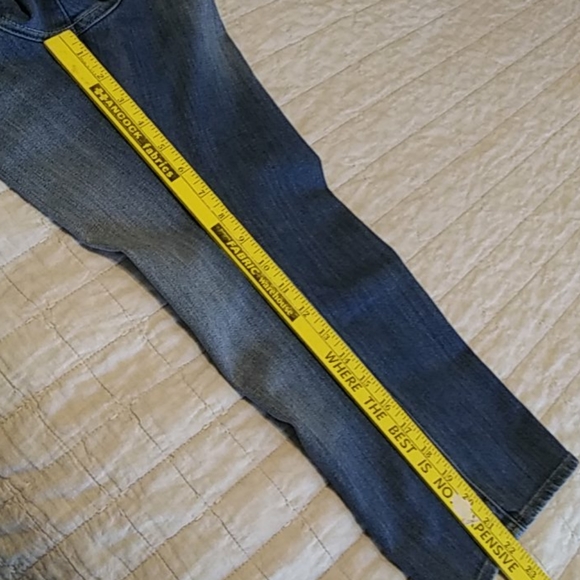 Lucky classic rider crop jeans, EUC - Picture 6 of 7